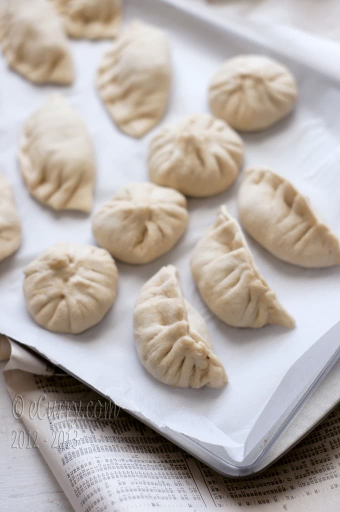 Chicken Momos Recipe -Delicious Steamed Chicken Dumplings