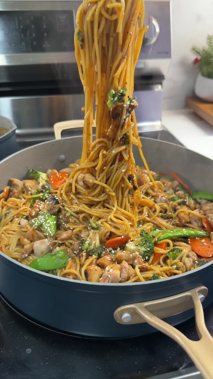 Spicy And Delicious Chicken Teriyaki Noodle Recipe