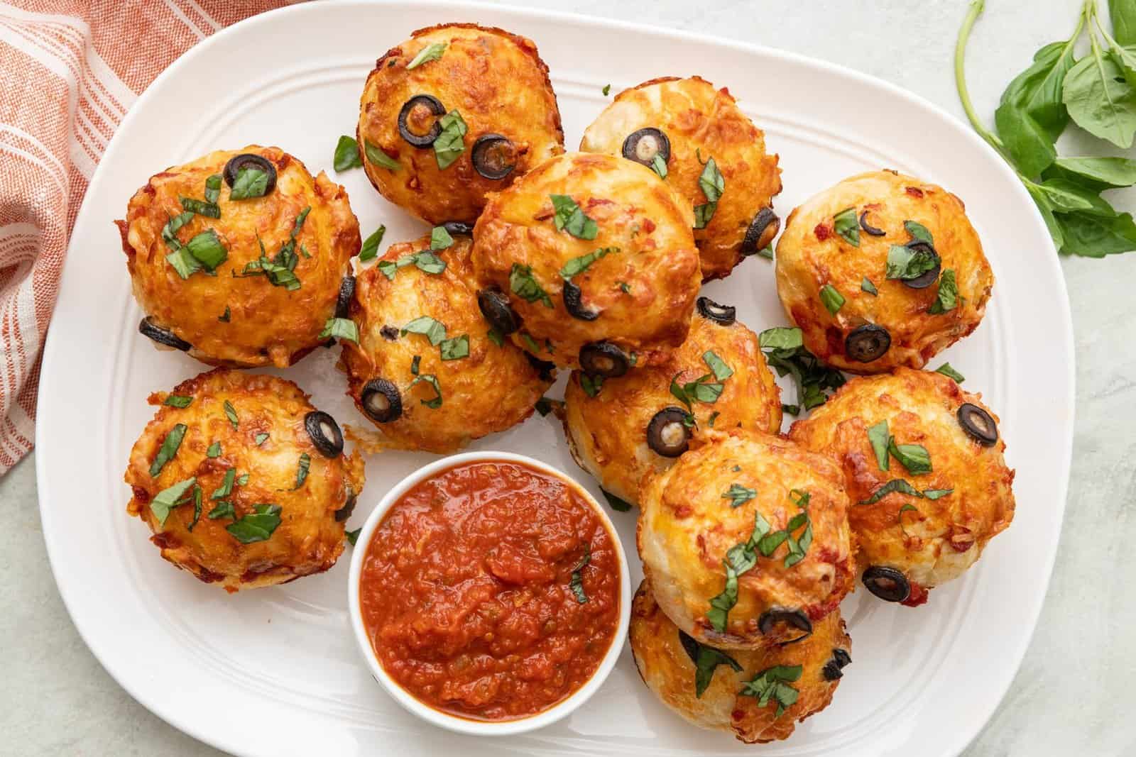 Pizza Flavoured Idli Muffins Recipe
