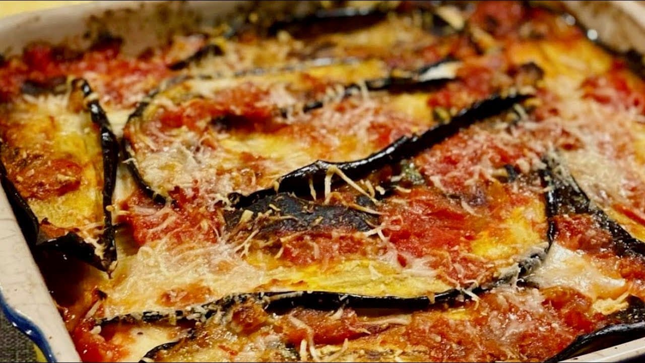 Italian Baked Eggplant in Tomato & Parmesan - Melanzane alla Parmigiana Recipe