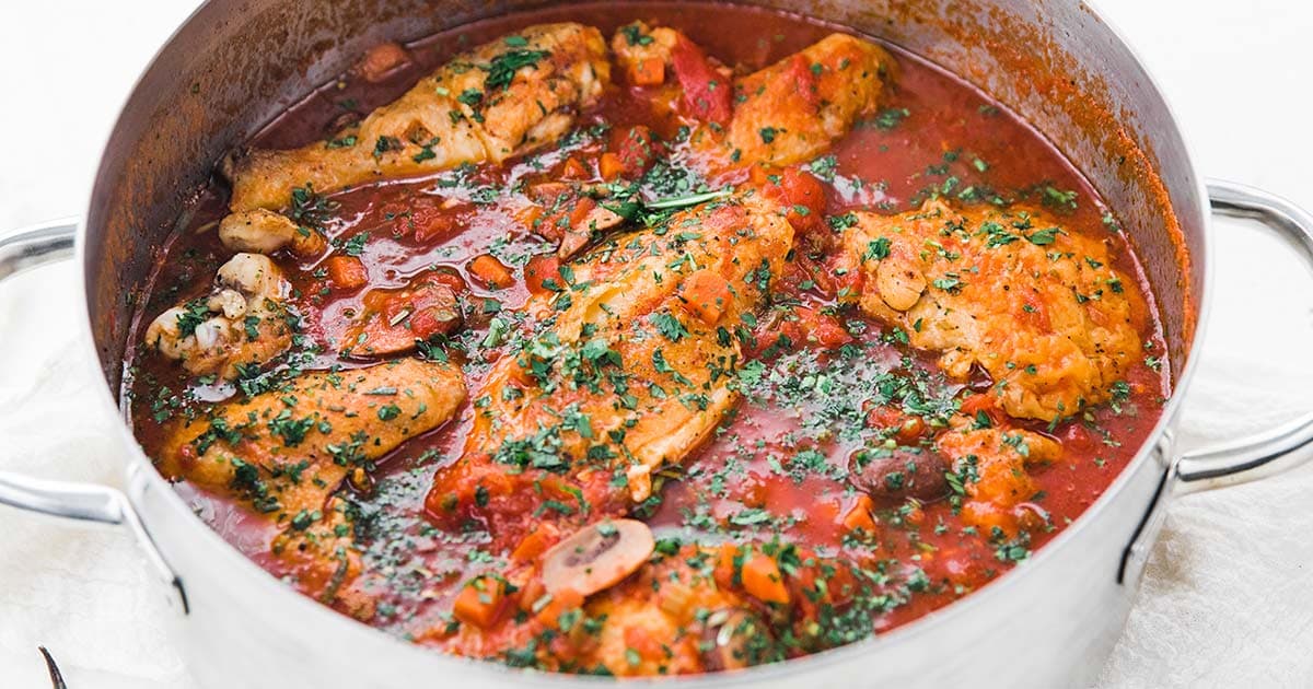 Delicious Italian Chicken Cacciatore Recipe with Mushrooms & Olives - (Poultry & Vegetable Hunter's Stew)