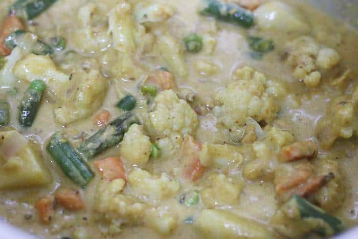 Brahmin Style Vegetable Kurma Recipe
