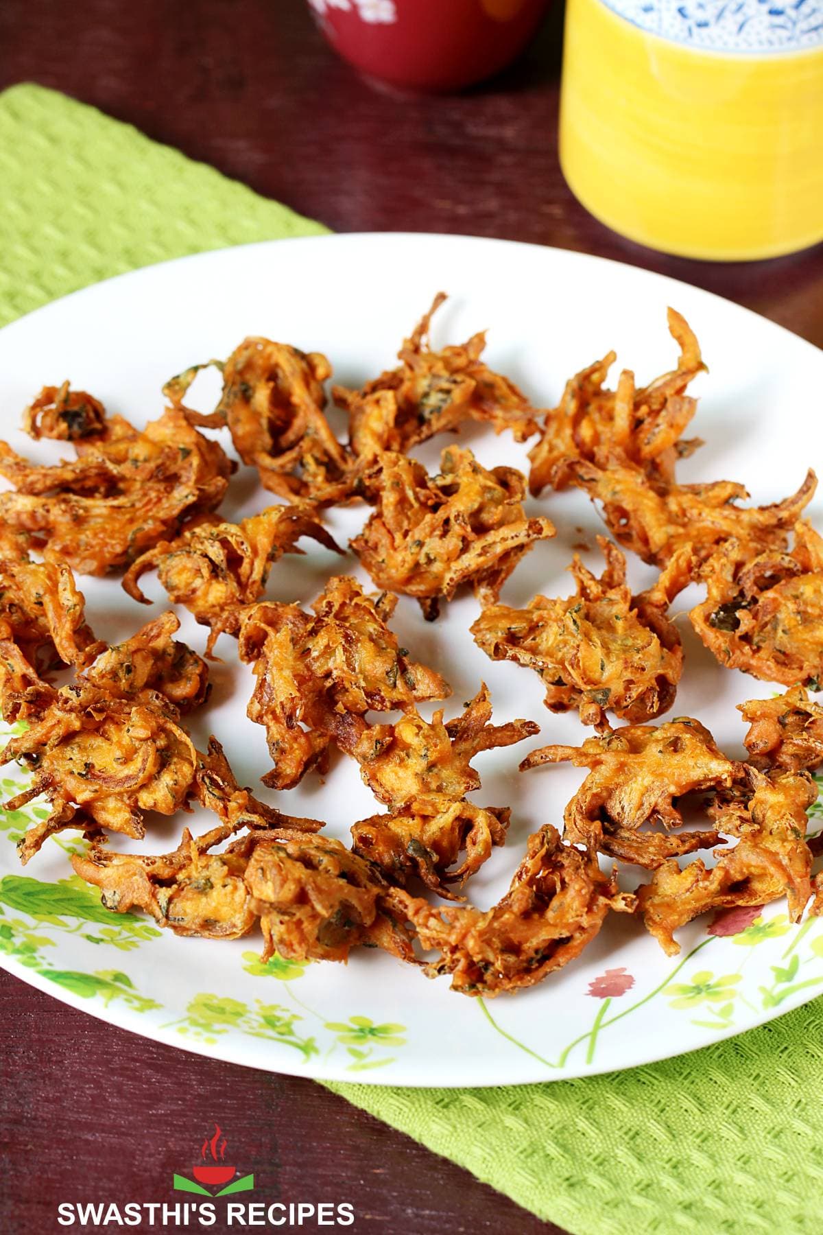 Spicy & Tangy Pakodi Chaat Recipe