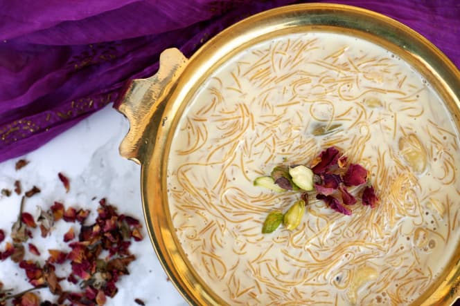 Sindhi Kheerni Recipe - Sindhi Seviyan Kheer