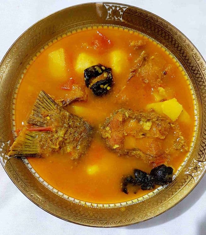 Misa Maas Kordoi Tenga Recipe (Shrimp With Star Fruit Curry)