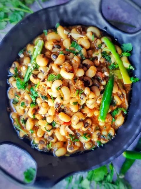 Punjabi Style Lobia Masala Recipe (Black Eyed Peas Masala)