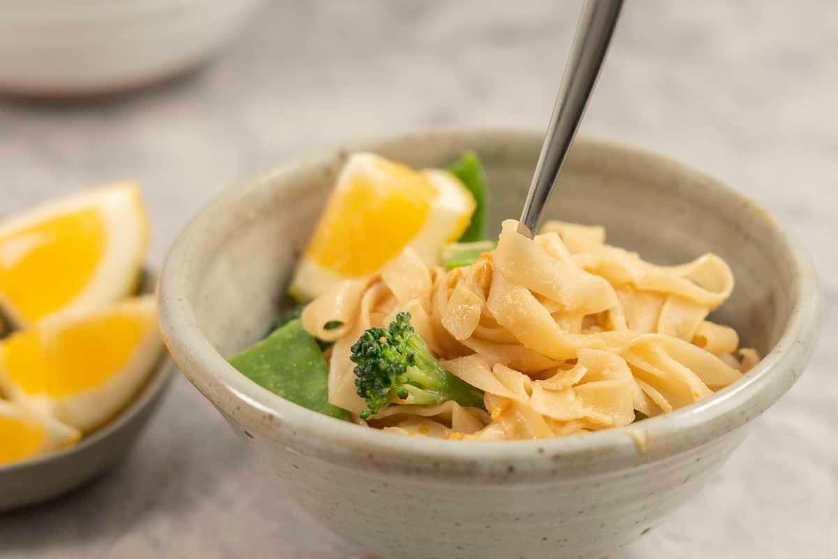 Asian Style Baby Corn With Sesame Seeds and Peanut Sauce Recipe