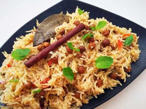 Parsi Steel Chas Payelo Sakarkand Recipe