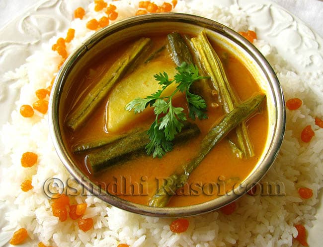 Sindhi Style Chicken Curry Recipe Using Preethi Electric Pressure Cooker