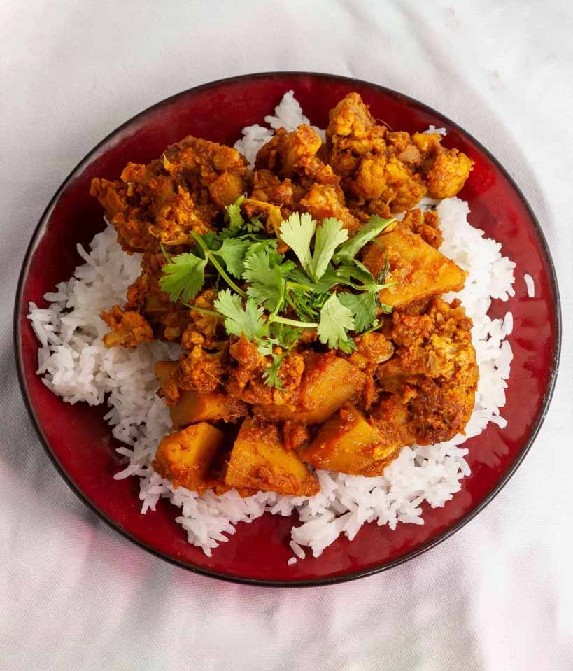 One Pot Aloo Gobi Sabzi Recipe Using Preethi Electric Pressure Cooker