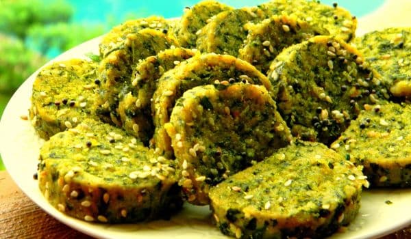 Gujarati Mooli Bajra Muthia Recipe - Radish And Bajra-Besan Dmplings