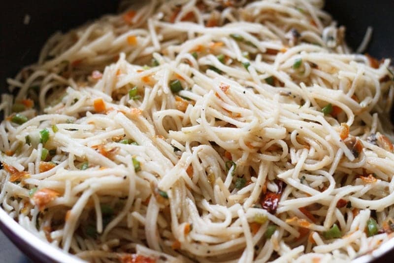 Szechwan Hakka Noodle Momo Recipe