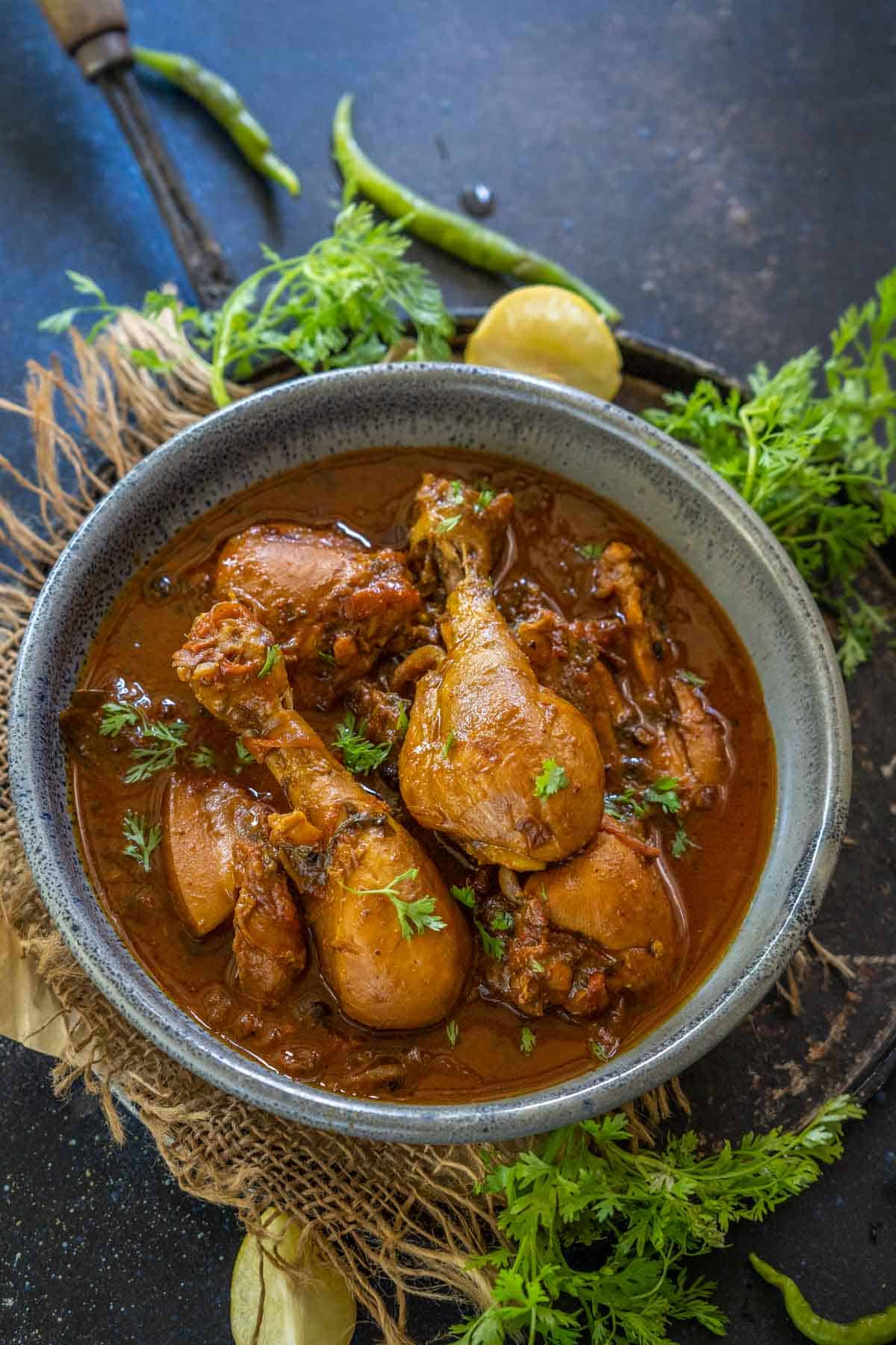 Chicken Cooked In Yogurt (Recipe In Hindi)