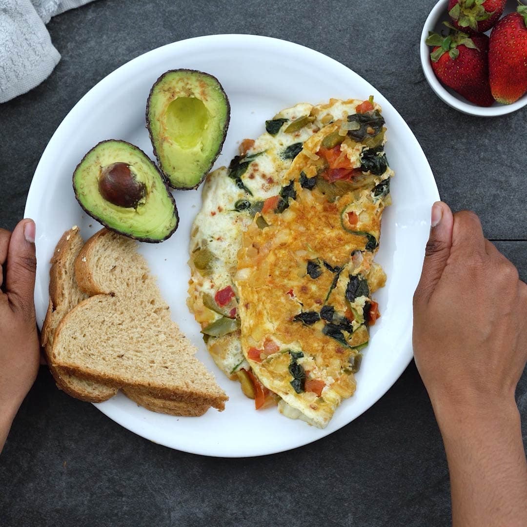 Egg White Spinach Omelette Recipe With Garlic & Oregano